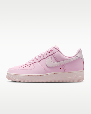 Nike.comにおけるナイキ エア フォース 1 レトロ プレミアム
